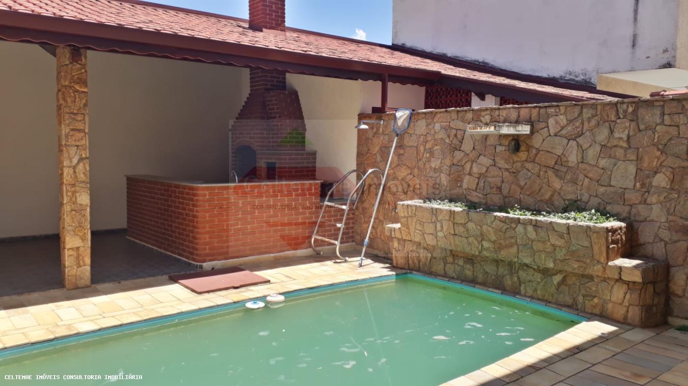 Casa, 5 quartos, 260 m² - Foto 39