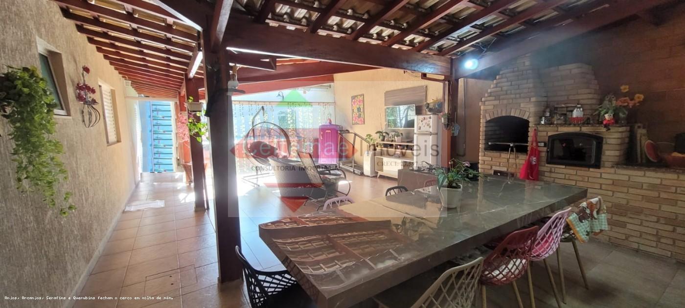 Casa, 3 quartos, 233 m² - Foto 6