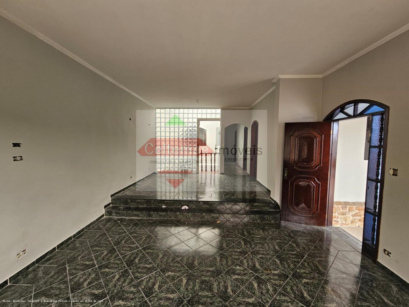 Casa, 5 quartos, 129 m² - Foto 1