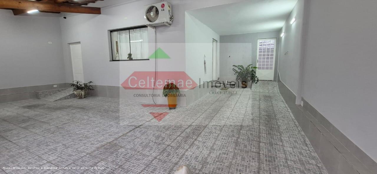Casa, 4 quartos, 244 m² - Foto 2