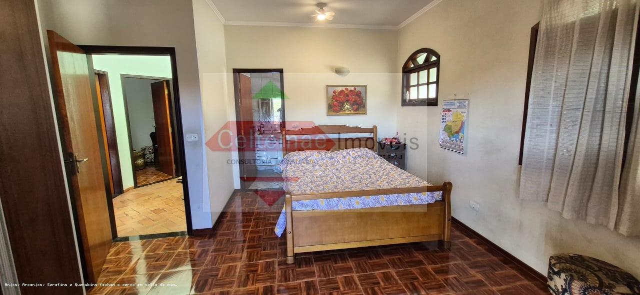 Casa, 4 quartos, 240 m² - Foto 11