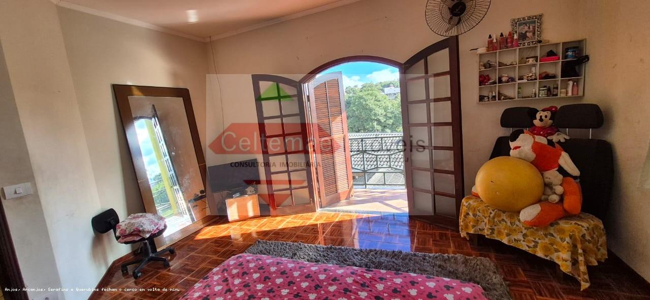 Casa, 4 quartos, 240 m² - Foto 7