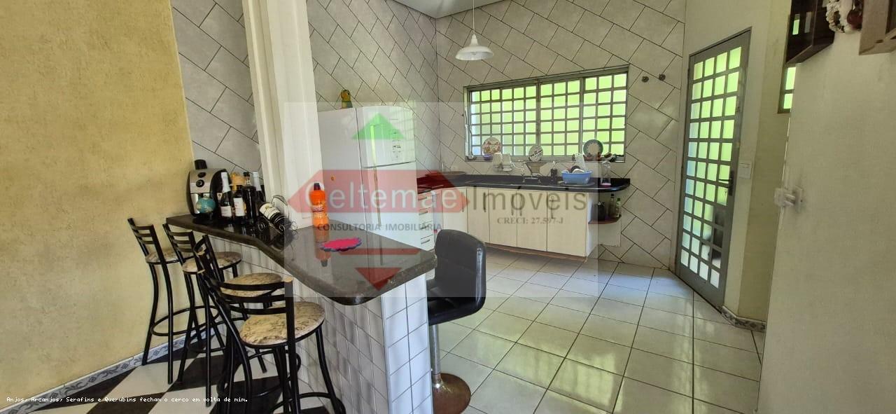 Casa, 4 quartos, 240 m² - Foto 22