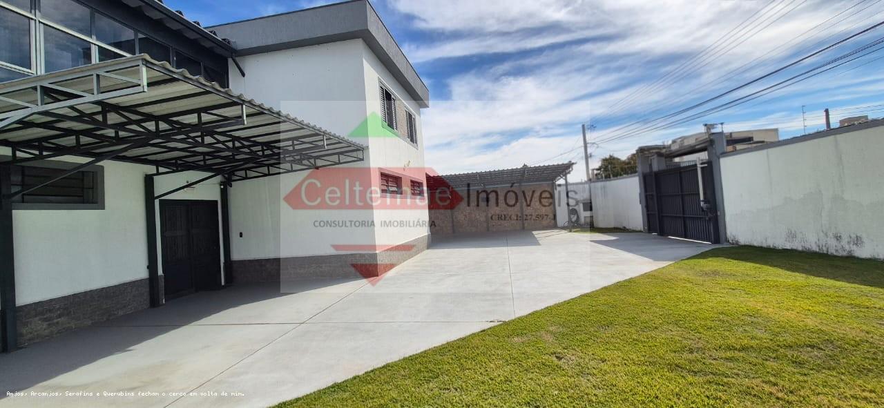Casa, 4 quartos, 281 m² - Foto 2