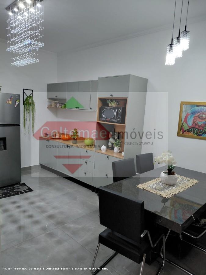 Casa, 3 quartos, 233 m² - Foto 8