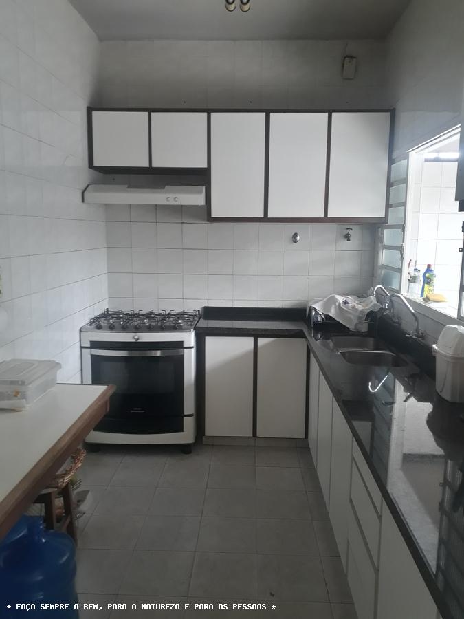 Casa à venda com 5 quartos, 248m² - Foto 8
