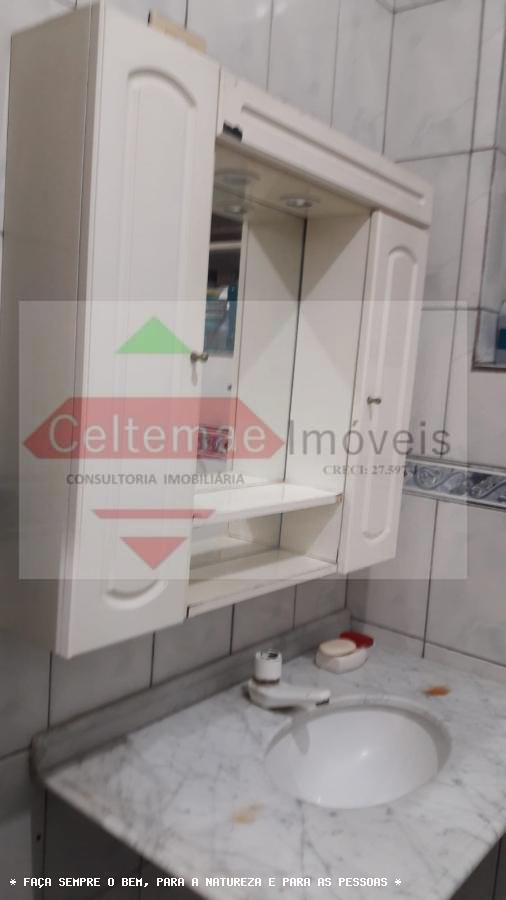 Casa à venda com 3 quartos, 280m² - Foto 7