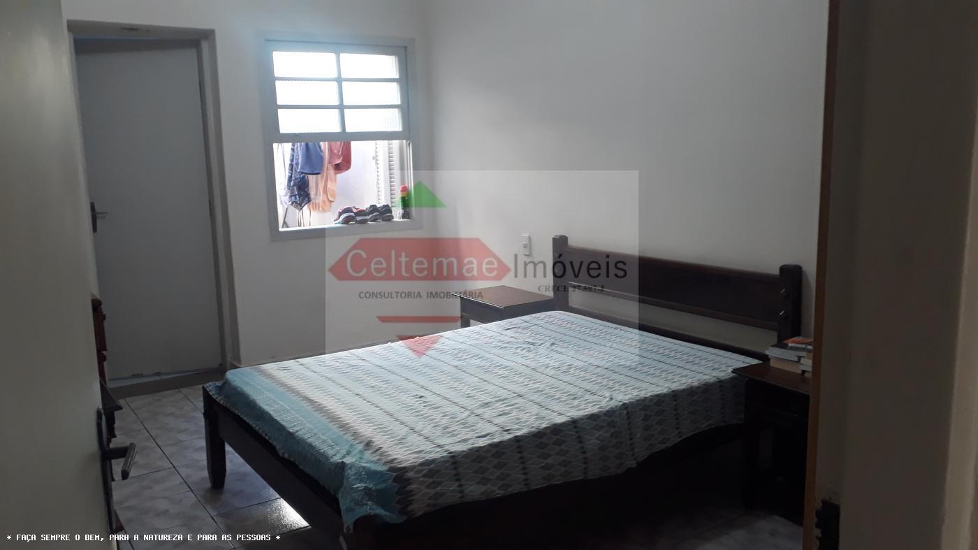 Casa à venda com 3 quartos, 280m² - Foto 11
