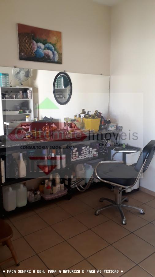 Casa à venda com 3 quartos, 280m² - Foto 20