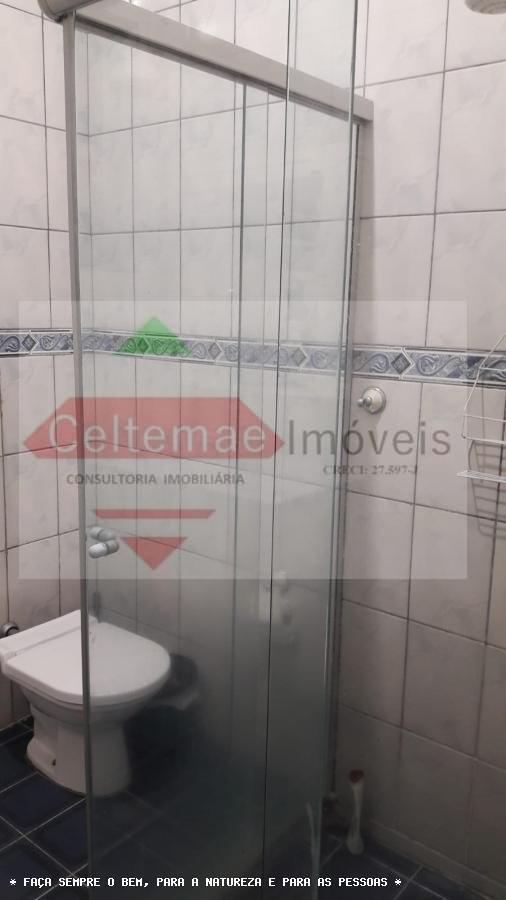 Casa à venda com 3 quartos, 280m² - Foto 8