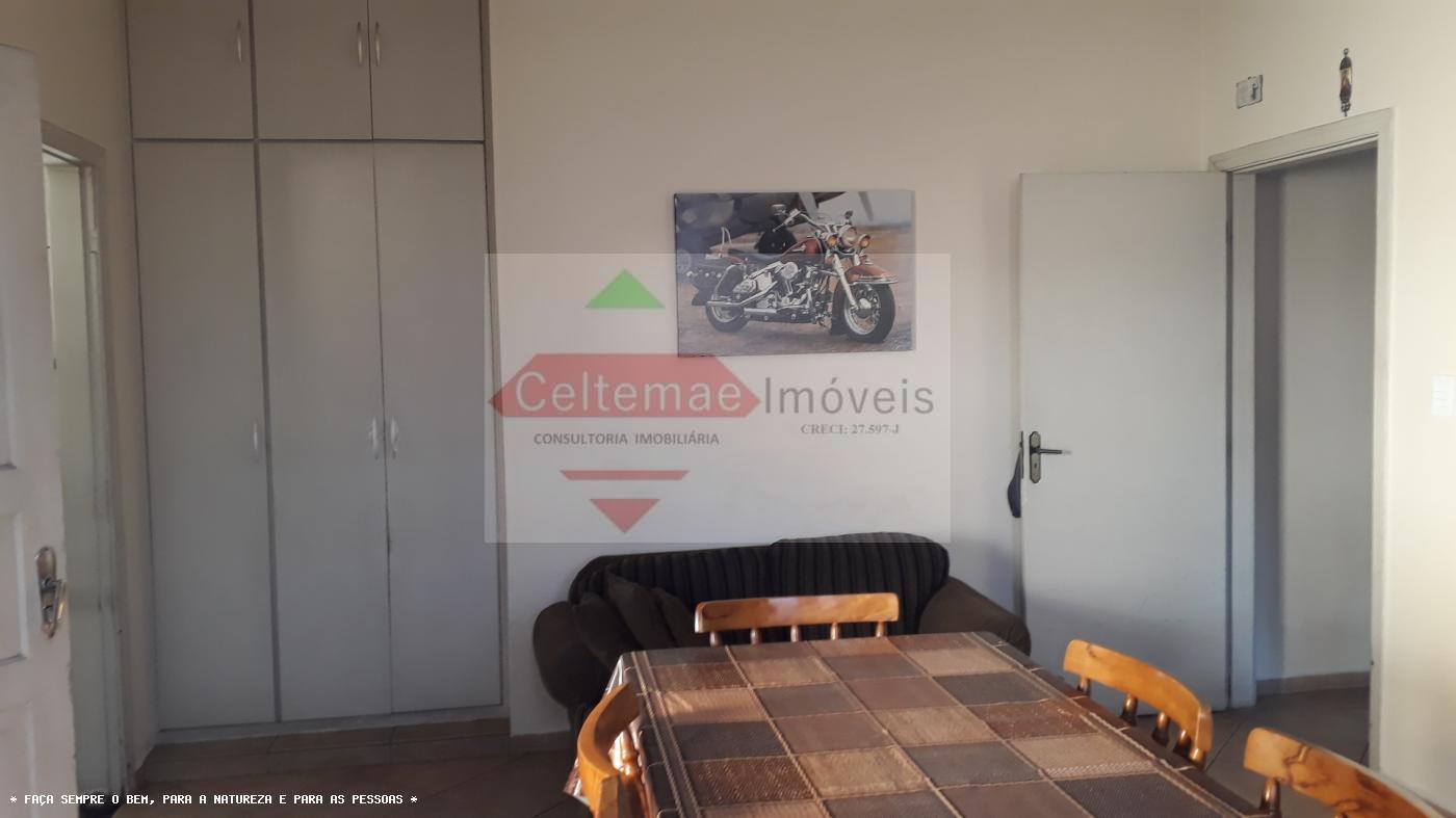 Casa à venda com 3 quartos, 280m² - Foto 14