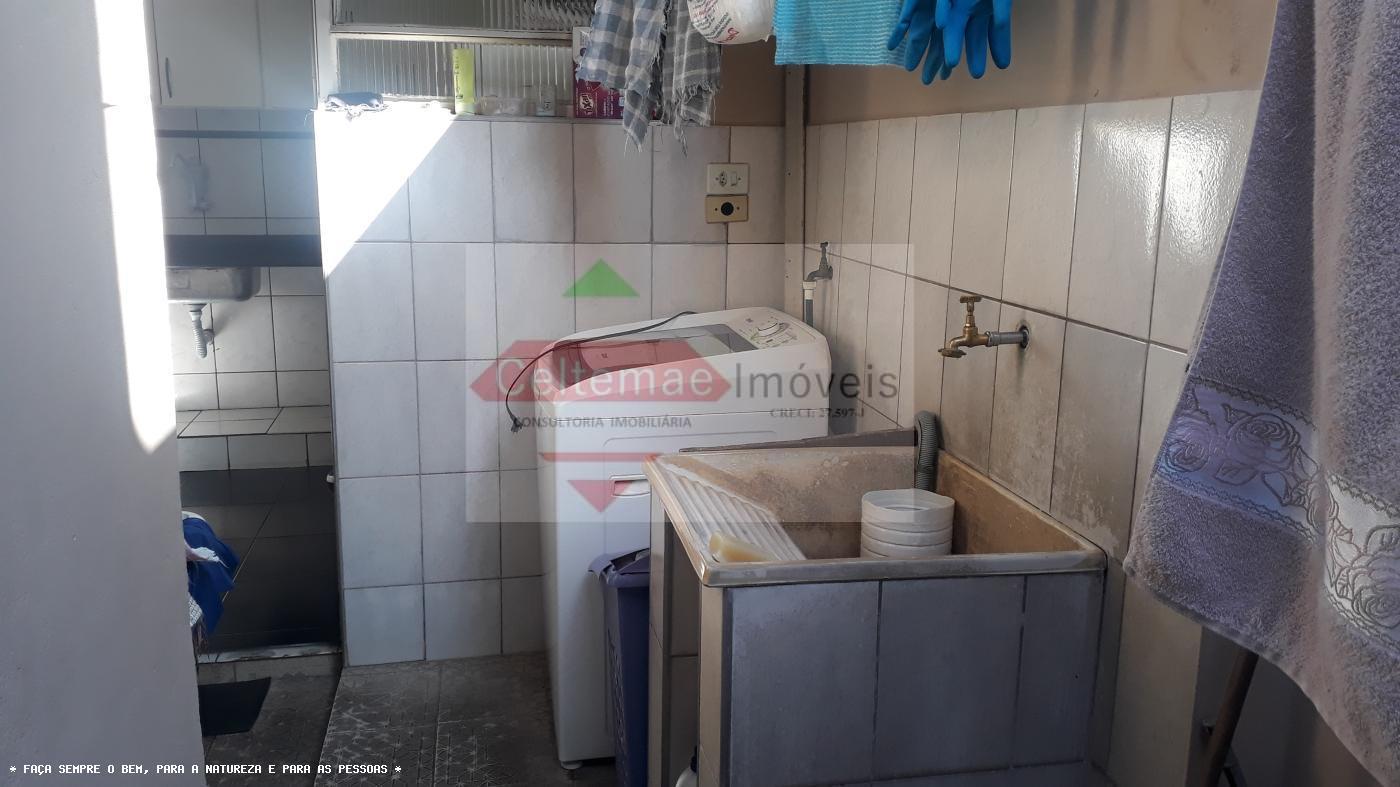 Casa à venda com 3 quartos, 280m² - Foto 16