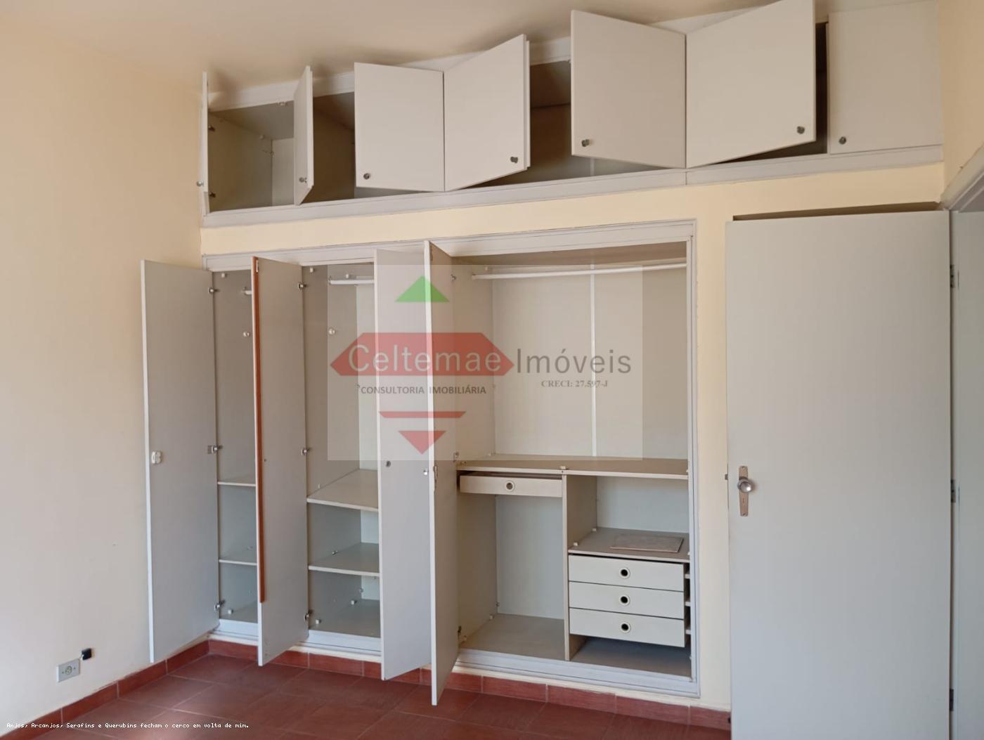 Casa à venda com 5 quartos, 267m² - Foto 15