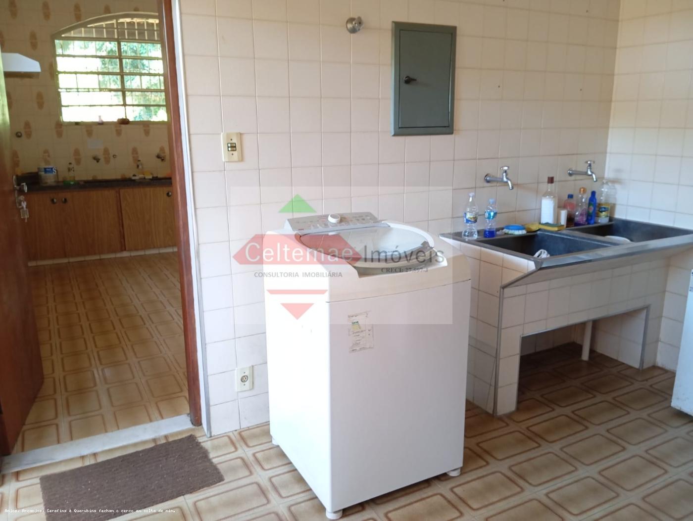Sítio para alugar com 15 quartos, 1121m² - Foto 17